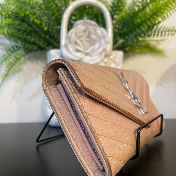 2018 Yves Saint Laurent Blush Pink Wallet - Picture 2 of 11